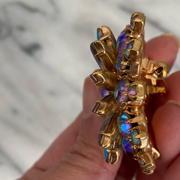 Vintage Crystal Brooch - Aurora Borealis - Picture 4 of 5